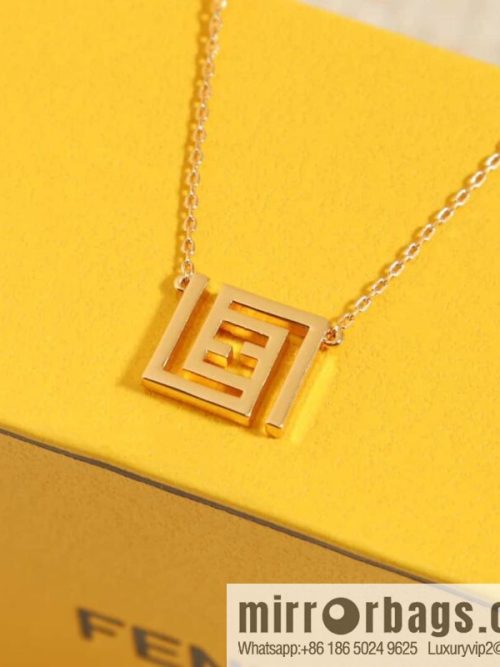 ☀New FENDI Fendi Double F Necklace ☀