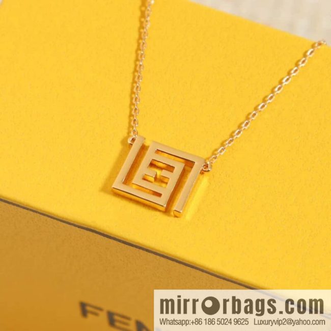 ☀New FENDI Fendi Double F Necklace ☀