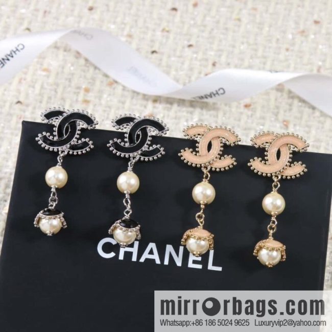 ☀️New ☑️ Chanel C3 double c pearl oil stud earrings ☀️
