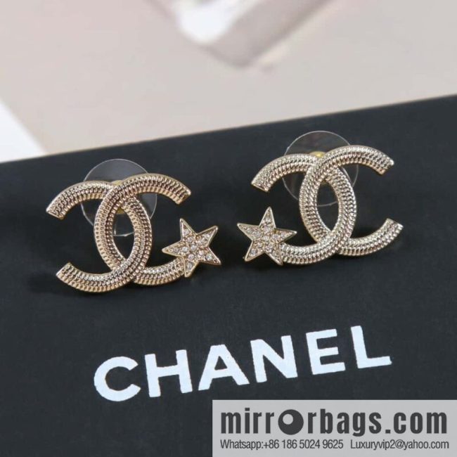 New ☑️ CHANEL Chanel c1 double c five-pointed star stud earrings