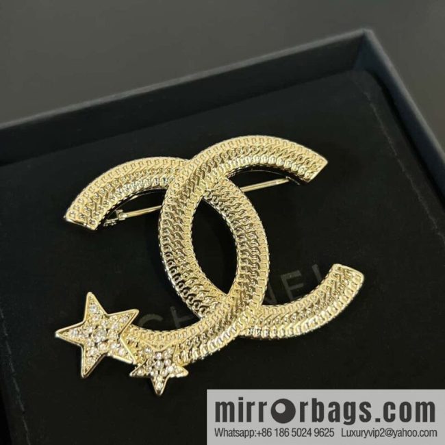 New ☑️ Chanel double c pentagram brooch