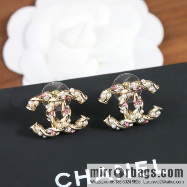 New ☑️ Chanel c1 double c pink diamond pearl stud earrings