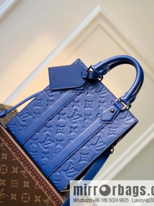 M46453 blue full leather mini men\'s bag series, as a compact version of the Sac Plat series