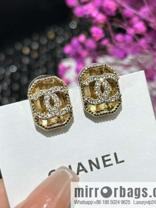 ☀️New ☑️ Chanel double c rhinestone octagon stud earrings ☀️