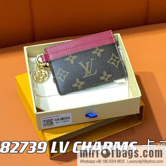 [Original single boutique] M82739 monogram fuchsia card holder wallet series LV CHARMS card holder