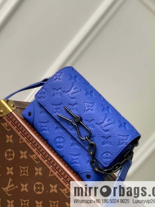 M82571 Steamer mini handbag