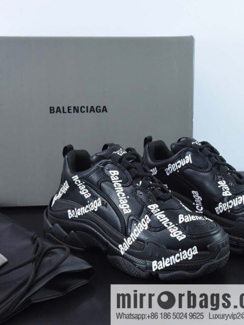 Balenciaga Triple S black and white large letter bullet comment Unisex same sports dad shoes