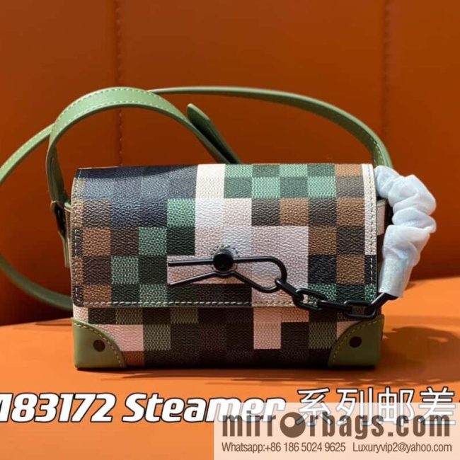 [Original order boutique] M83172 camouflage plaid mailman bag series, the new Steamer series mailman bag M81783 is the New Classics series