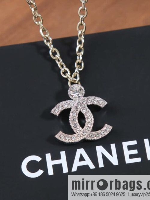 ☀️New ☑️ Chanel Double C Full Diamond Necklace ☀️