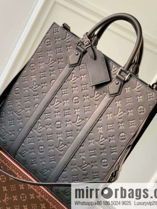M21866 new SAC PLAT NV handbag for the season