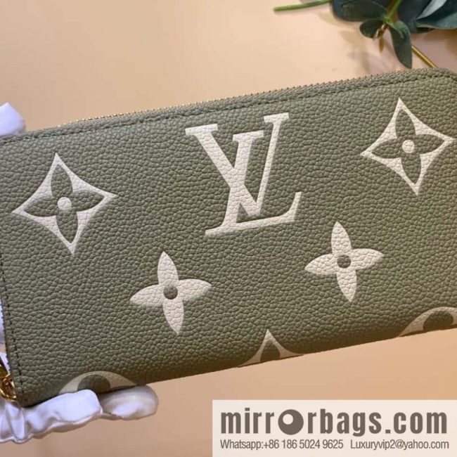 M69794 grass green (silk screen) Zippy zipper wallet