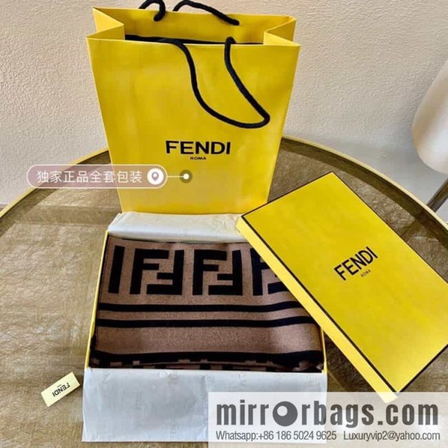 FENDI Fendi 95% wool + 5% silk presbyopia FF alphabet scarf