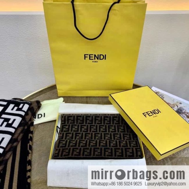 Fendi F letter series cashmere scarf