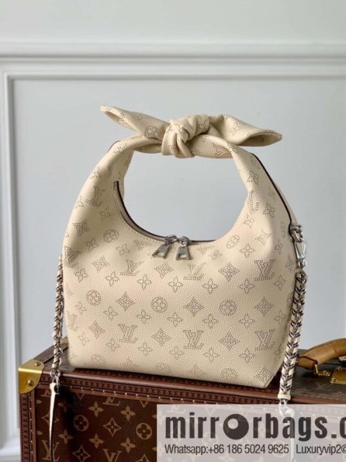 M20700 Milk White Why Knot Small Handbag