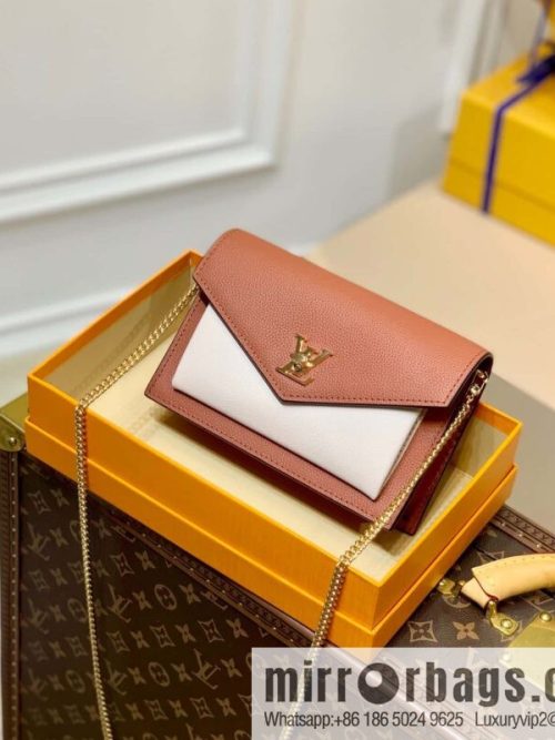 LV M63471MyLockMe chain bag MYLOCKME POCHETTE chain bag