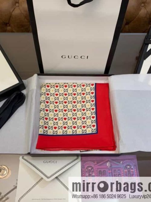 GUCCI Gucci Double G Letter Interwoven Pattern 100% Silk Scarf