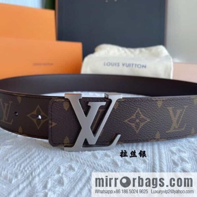 LOUIS VUITTON Classic brown checkerboard/black checkerboard/presbyopia 40mm belt
