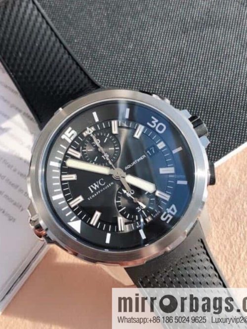IWC\'s six-hand marine timepiece series is equipped with a Swiss imported Eta-7750 movement watch