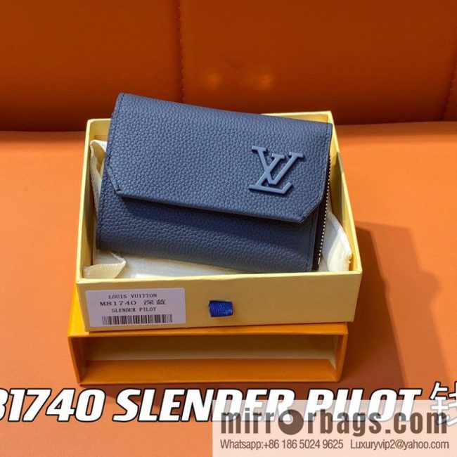 [Original order boutique] M82410 dark blue, full leather wallet series M81740 SLENDER PILOT wallet