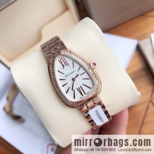 Bvlgari ladies watch, the latest diamond-encrusted Serpenti seduttori snake shadow watch