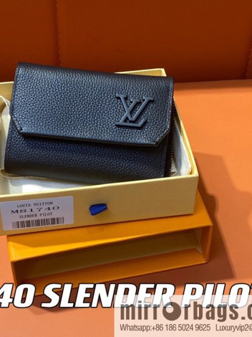 [Original order boutique] M81740 black full leather wallet series M82140 SLENDER PILOT wallet