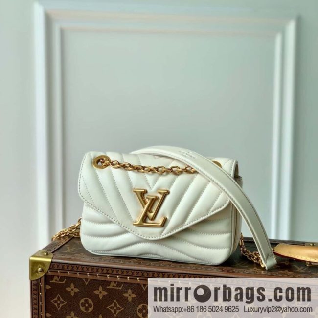 20685 New Wave small chain bag M56461 NEW WAVE MULTI-POCHETTE handbag
