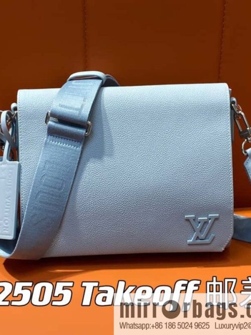 [Original order boutique] M22505 light blue, full leather men\'s bag messenger bag series Takeoff messenger bag