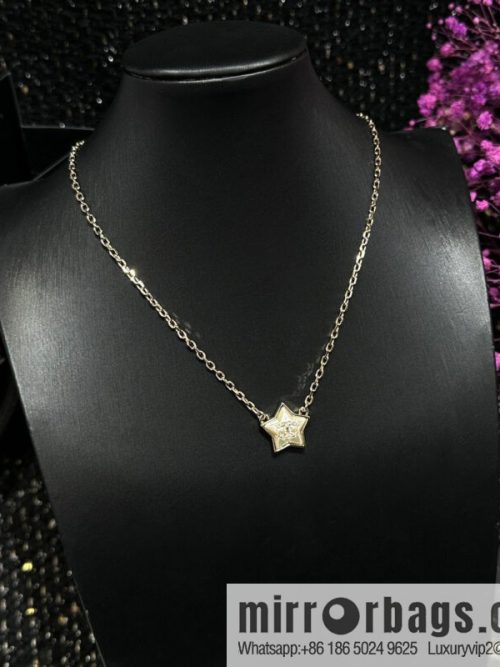 ☀️New ☑️ Chanel Double C Pentagram ⭐ Star Necklace