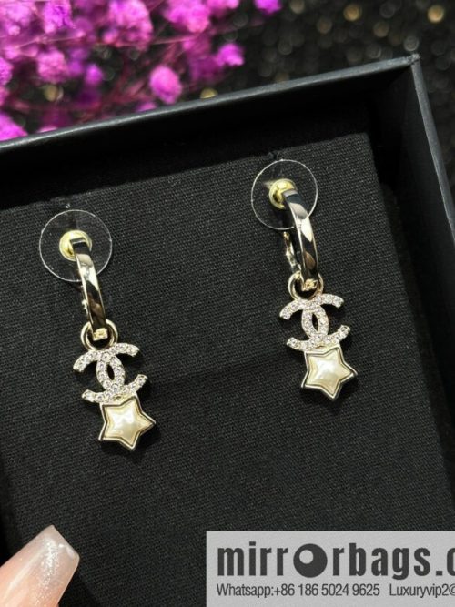 ☀️New ☑️ Chanel C3 double c pentagram ⭐ star stud earrings ☀️