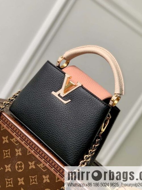 M21689 Capucines BB handbag