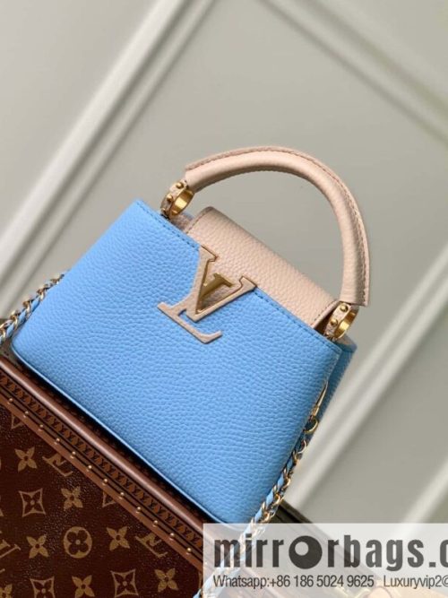 M21887 Capucines BB handbag