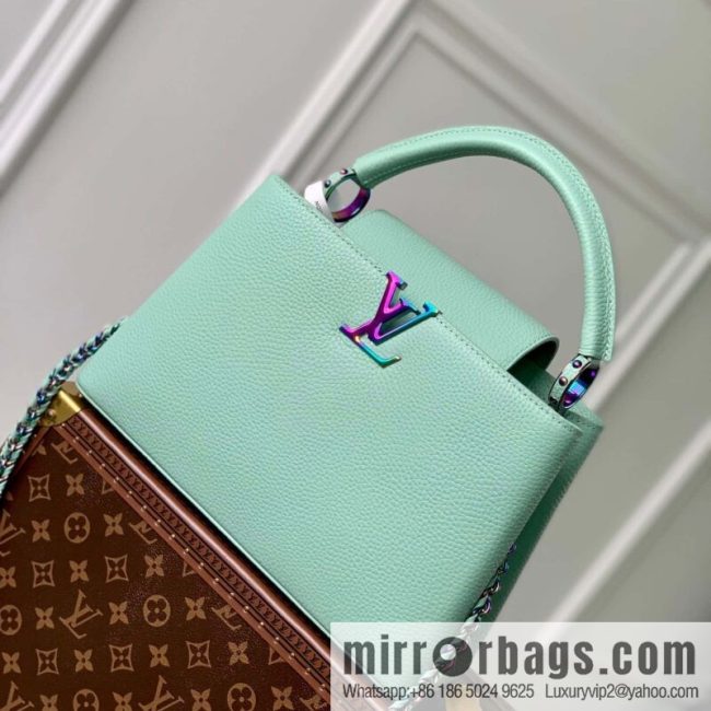 M22055 CAPUCINES medium handbag