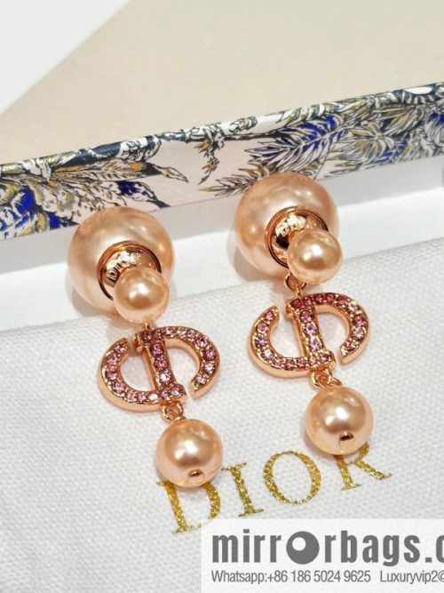 New ☑️ DIOR Dior rose gold CD pink diamond size pearl stud earrings