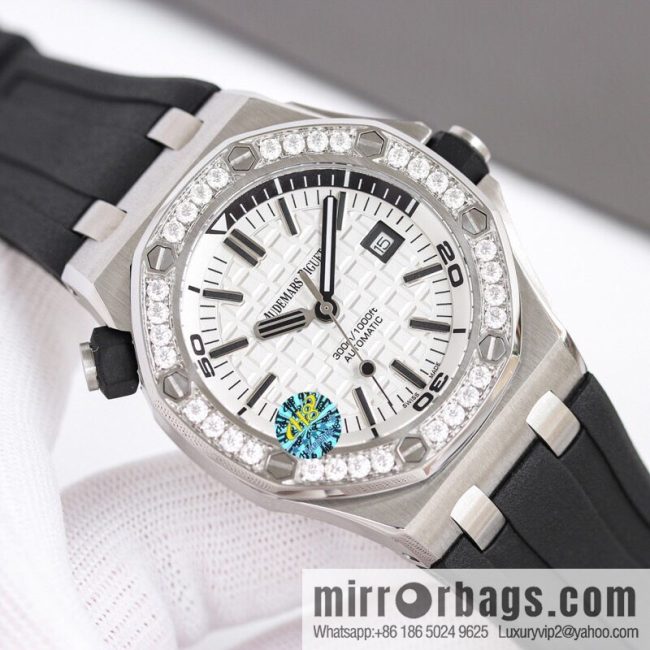Audemars Piguet, Royal Oak 15710 👺 imported 3120 mechanical movement with mozzarella diamond ring - Image 2