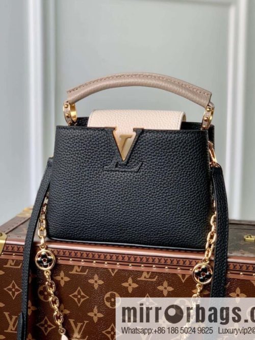 [Exclusive real shot M20708 black/mini] Capucines mini handbag