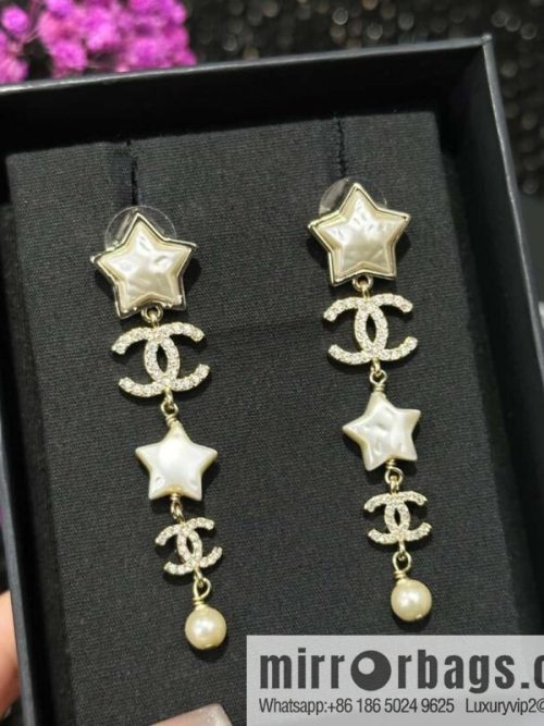 ☀️New ☑️ chanel c5 double c pentagram ⭐ star stud earrings ☀️