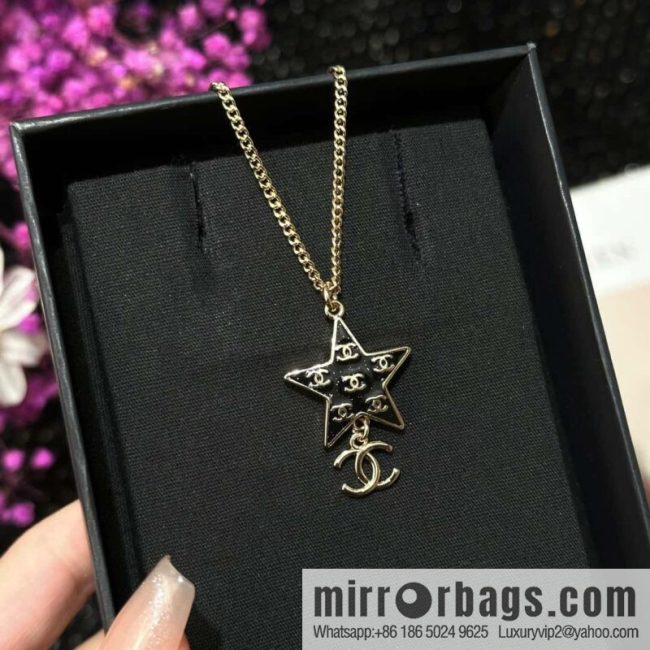 ☀️New ☑️ Chanel Double C Pentagram ⭐ Star Necklace ☀️
