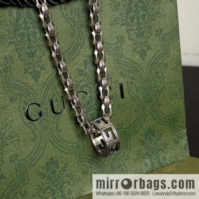 ☀New Gucci Gucci Double G Ring Necklace ☀