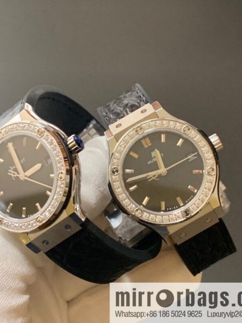 Quartz crocodile leather [HB Factory] new masterpiece, original mold opening, highest version replica, Hublot (Hublot) classic fusion series, women\'s high-end watch