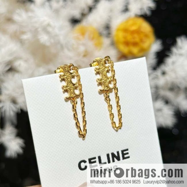 ☀️New ☑️ Celine tassel Arc de Triomphe stud earrings ☀️