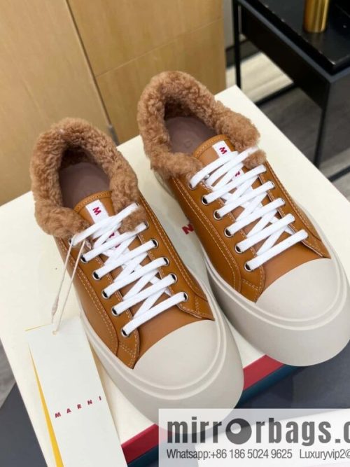 🐰🐰MARNI star with ❤️‍🔥 high version MARNI catwalk model flat shoes