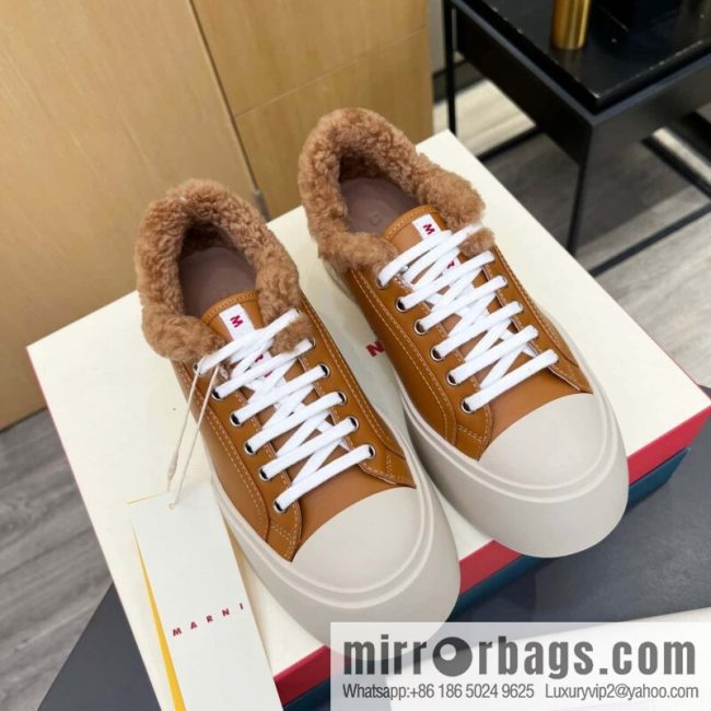 🐰🐰MARNI star with ❤️‍🔥 high version MARNI catwalk model flat shoes