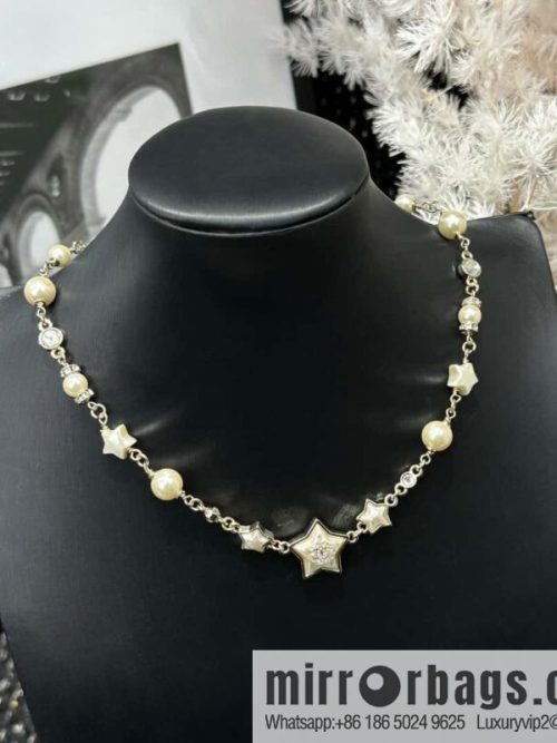 ☀️New ☑️ Chanel star ⭐ pentagram pearl necklace ☀️