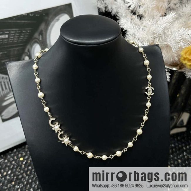 ☀️New ☑️ Chanel full diamond double C pearl coco necklace ☀️