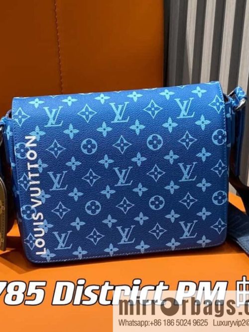 [Original order boutique] M23785 blue silk screen, men\'s bag messenger bag series District PM messenger bag
