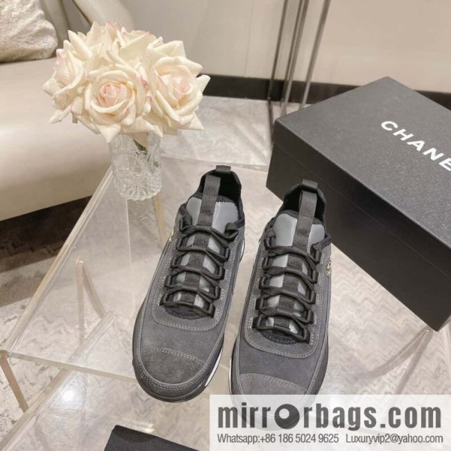 🐰🐰Chanel | The latest couple casual four seasons sports shoes at the counter🦋