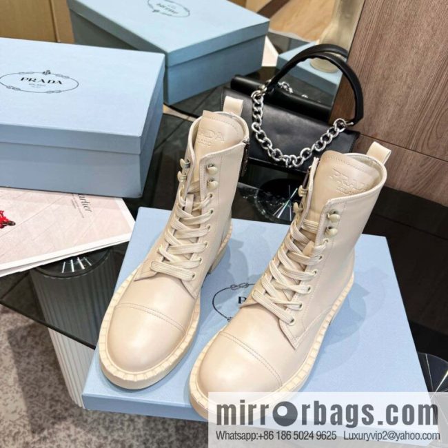 🐰🐰Top 🔝 2022SSS launched Prada boots series 🌲🌲 1 💥 PRADA early autumn and winter catwalk Internet celebrity with the same style