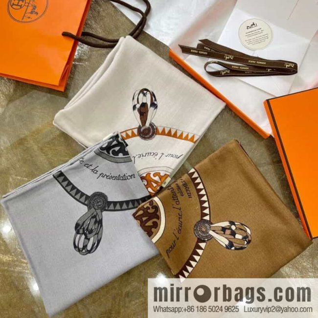 Hermes Hermès coat of arms pattern printing new solid color silk square scarf