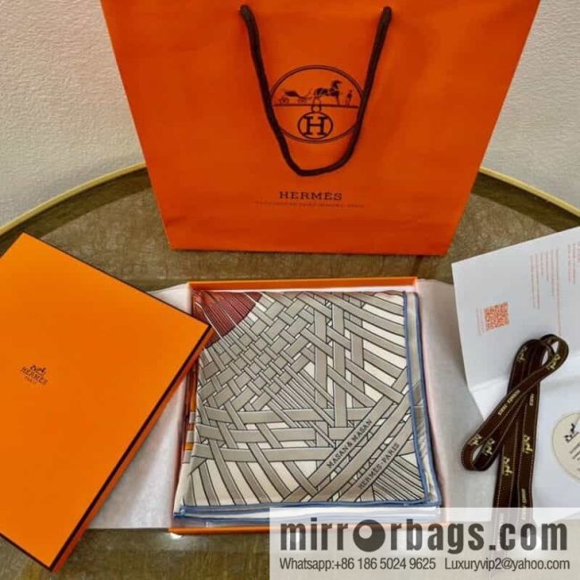 Hermes \"Two Horses Weaving Love\" 100% silk scarf - Image 3
