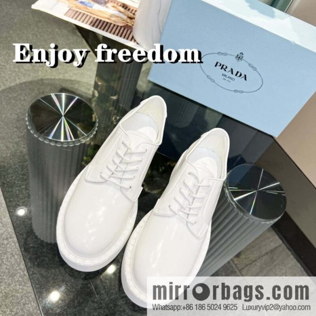 🐰🐰PRADA Prada Spring/Summer 2022 Upgraded Triangle Loafers